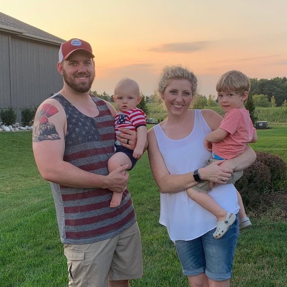 Meet your Posher, Josh - Picture 1 of 1